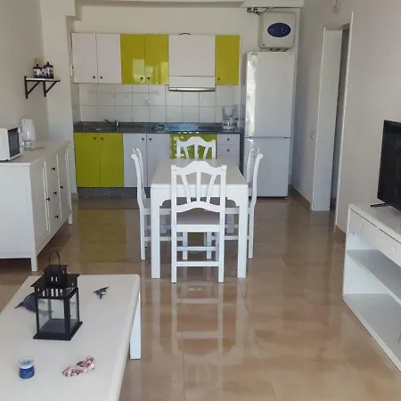 Tahiche Apartment
